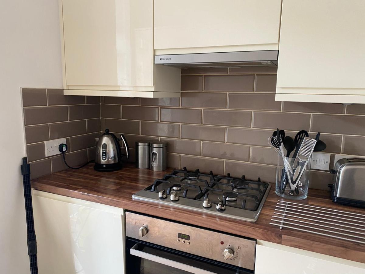 Lovely Main Door 2 Bed Apartment 에든버러 외부 사진